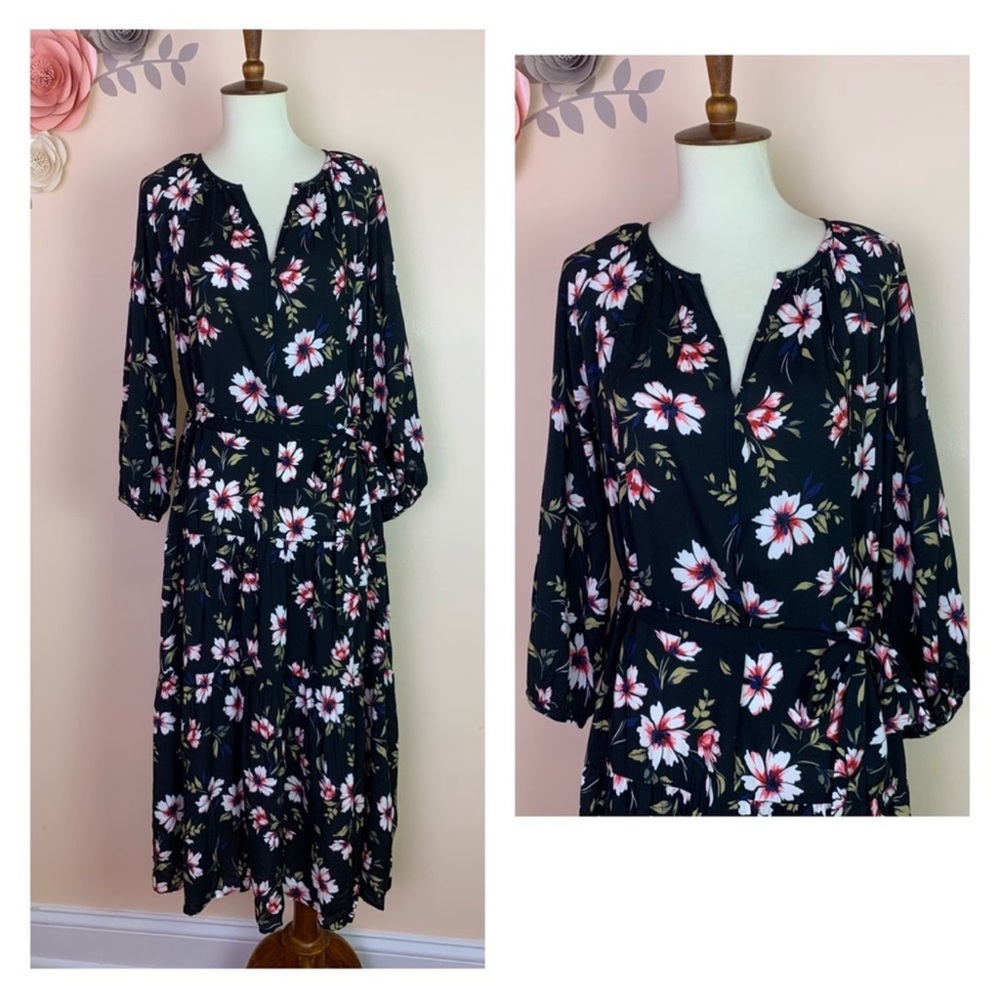New! VELVET by GRAHAM & Spencer Tiered Belted Floral Midi Dress - Picture 3 of 11